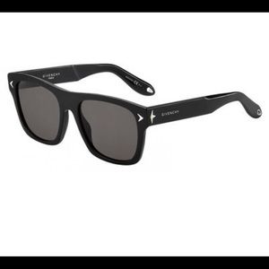 Givenchy Black Sunglasses / As seen on Kim K